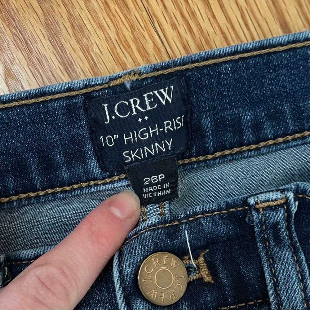 Jcrew 10” high rise skinny jeans, size 26 Petite, excellent condition